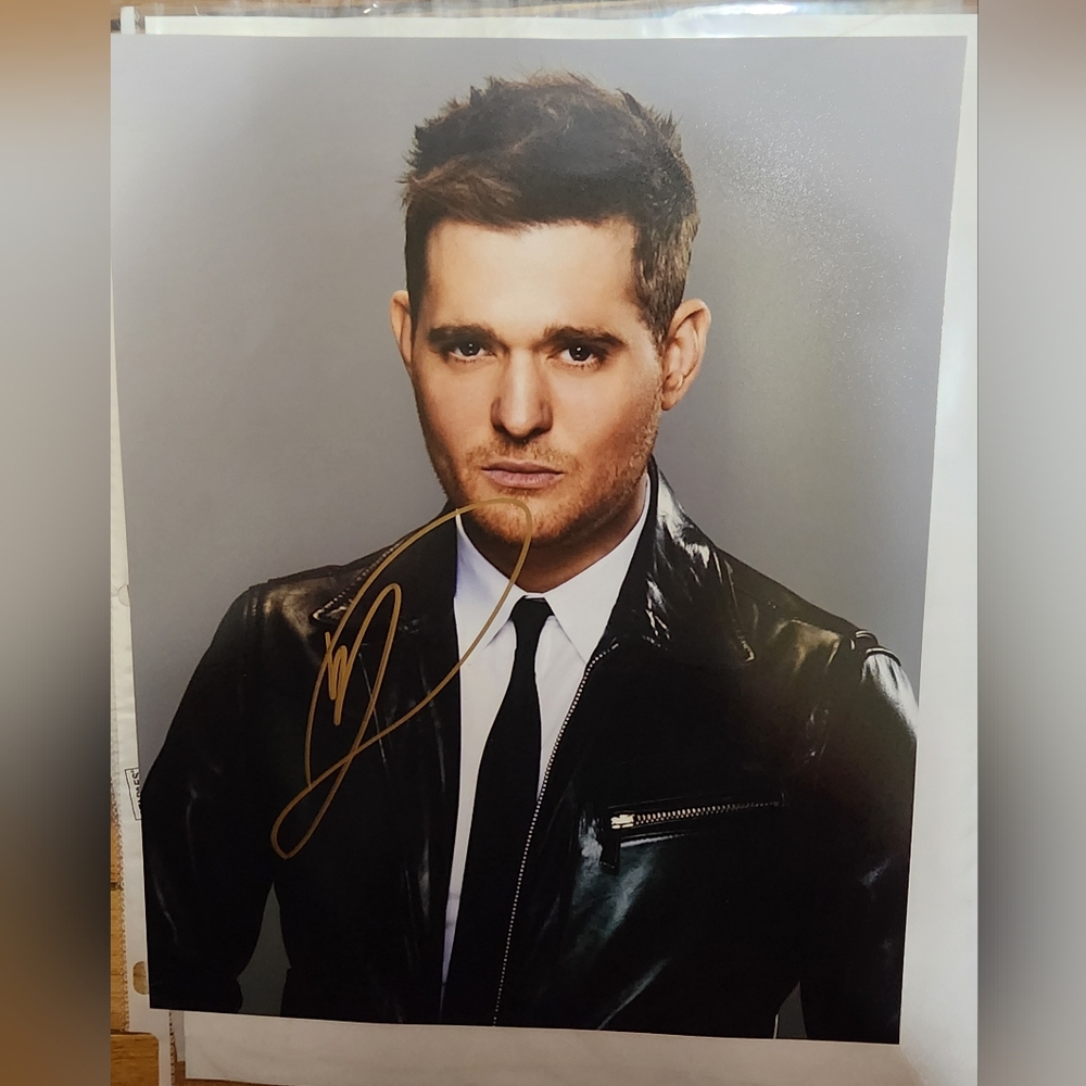 Authentic Michael Bublé autographed photo